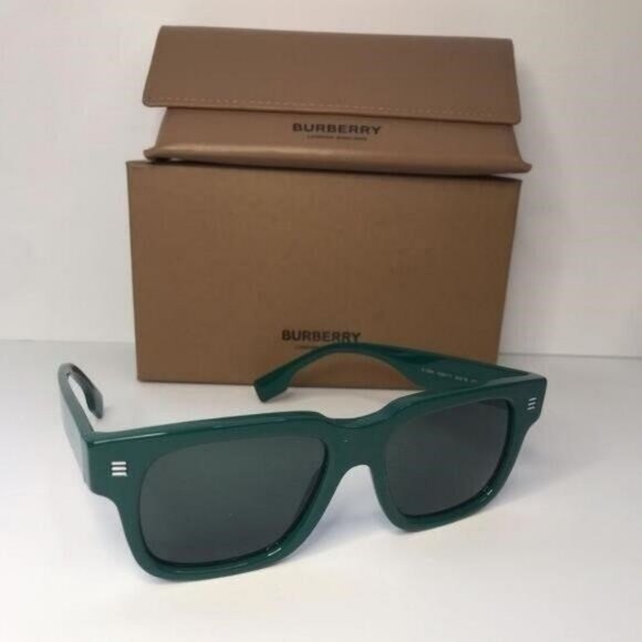 New - 💯 Original BURBERRY BE4394F HAYDEN SUNGLASSES - Picture 9 of 13
